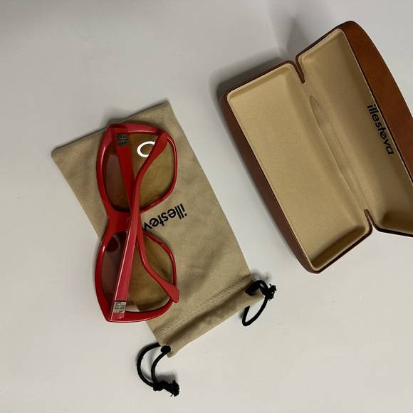 JEAN PATOU PARIS Red Sunglasses with Case - Picture 1 of 7